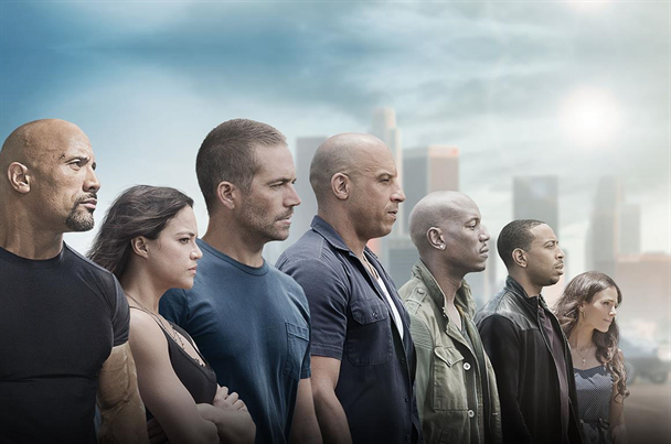 halálos-iramban-8-cosmopolitan